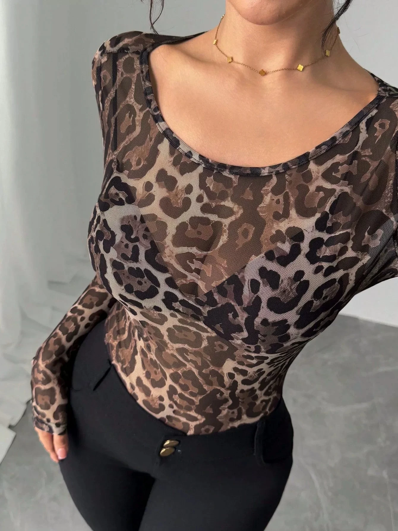 Women's Slim Fit Long Sleeve T-Shirt Fashion Leopard Print Sheer Mesh Crew Neck Top