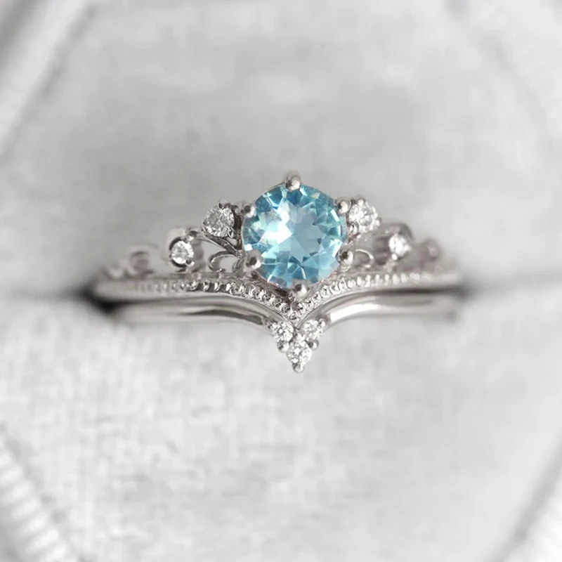 Huitan Mode 2 teile/satz Hochzeit Ringe für Frauen Blau Zirkonia Kristall Stein Finger Zubehör Zarte Schmuck für Verlobung