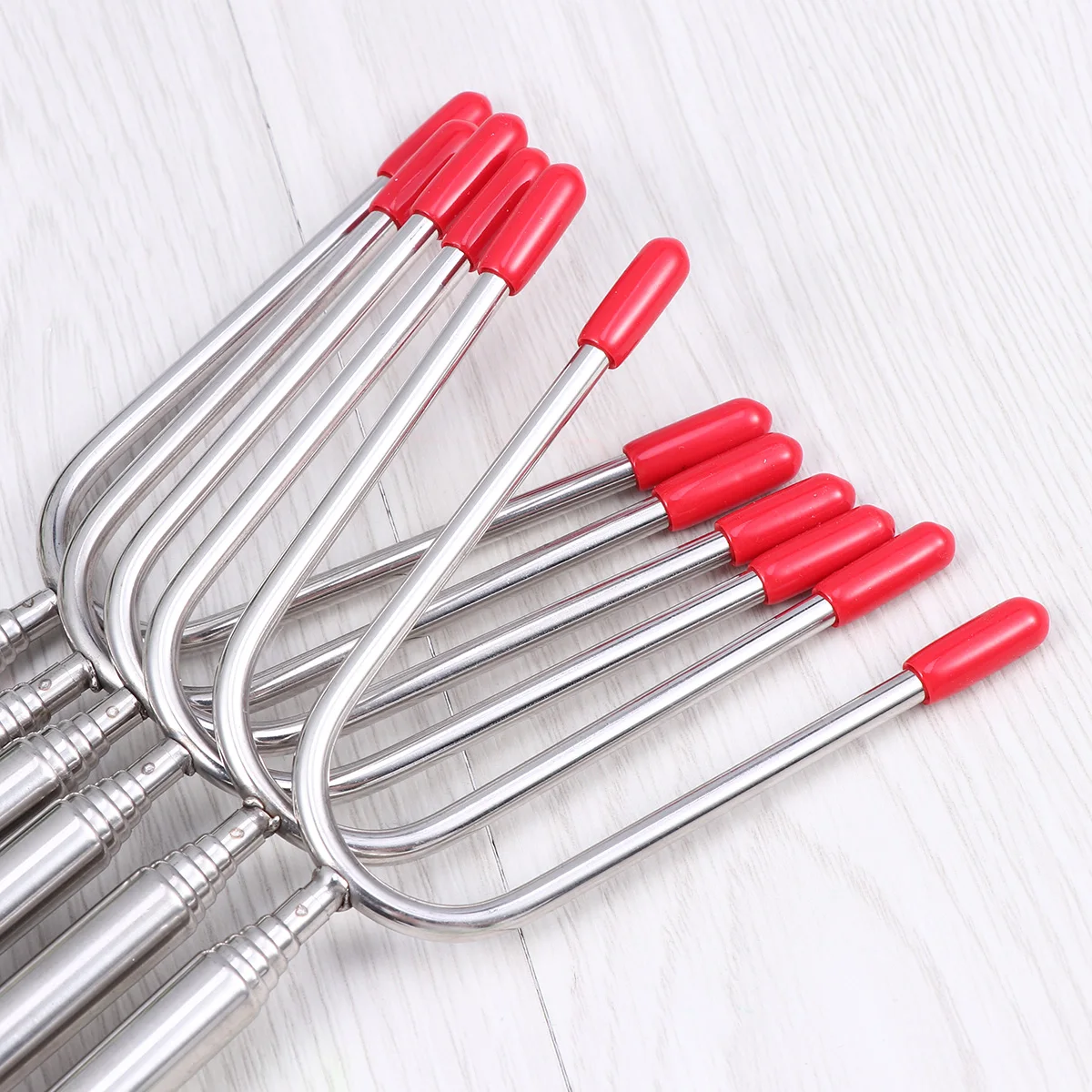 

6Pcs Telescoping Stainless Steel Roasting Sticks Non-Slip Silicon Handle Adjustable Length for Bbq Camping Beach