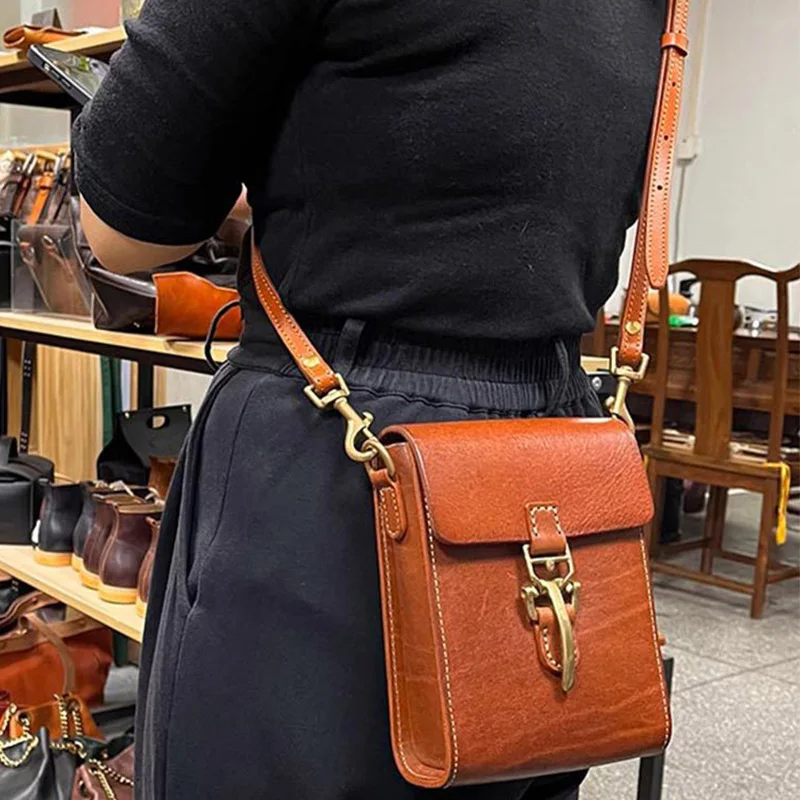 

Women Phone Bag Vintage Genuine Cowhide Leather Versatile Casual Chic Fashion Small Shoulder Bags Simple Style Crossbody Bag
