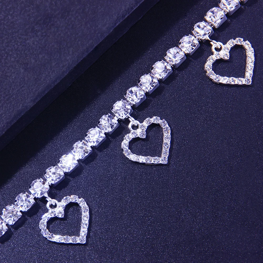 Fashion Rhinestone Hollow Heart Ankle Bracelet for Women Beach Accessories Love Pendant Leg Chain Summer Party Jewelry Gift