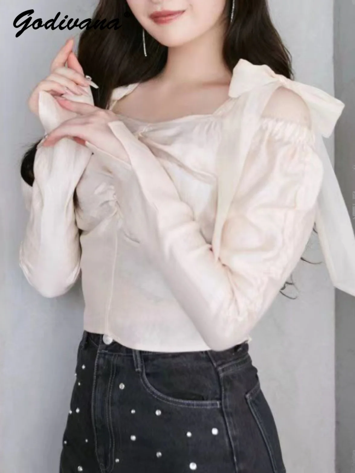 

Japanese New Autumn Girls Sweet and Spicy Super Fairy Luster Off-the-shoulder Lace-up Cropped Top Womens Long-sleeved Short Tops