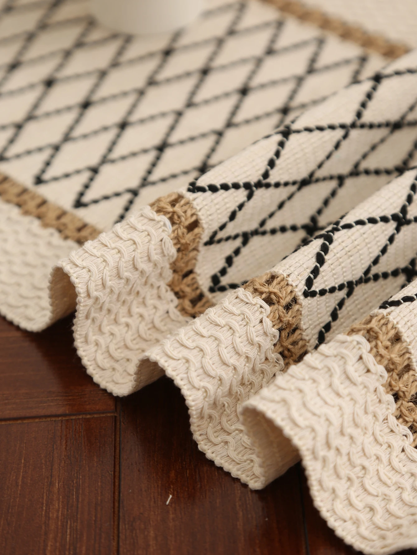 مفرش طاولة بوهو لديكور المنزل الربيعي بطول 72 بوصة مفرش طاولة ريفي كريمي وبني مكرميه مع Tas