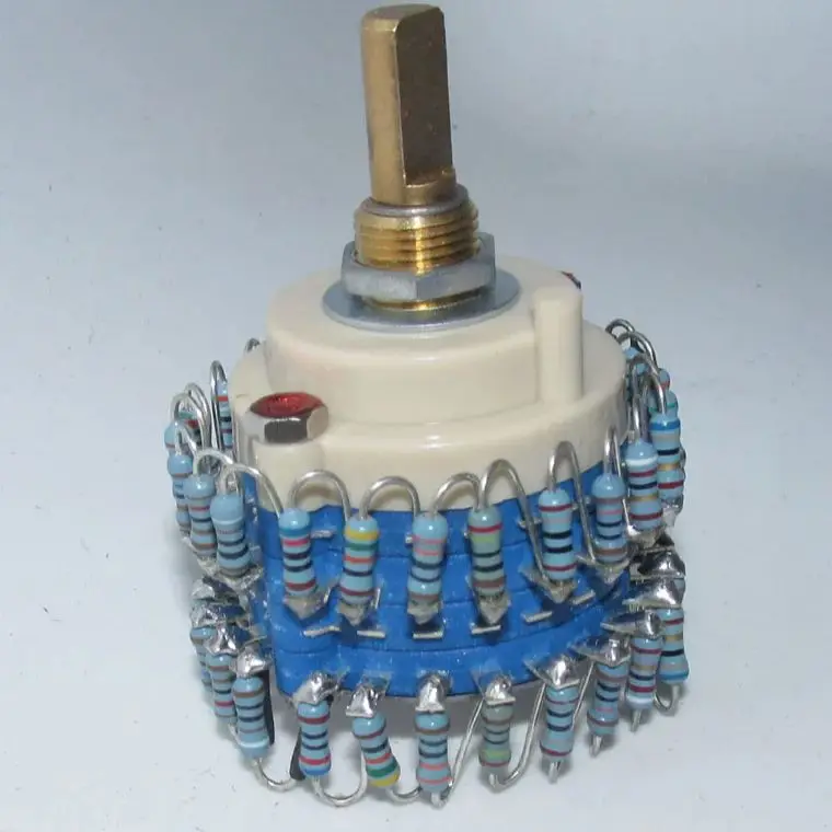 

1PCS High precision 24 speed 50K100K250K500K stepper dual channel volume potentiometer with an error of less than 0.5%