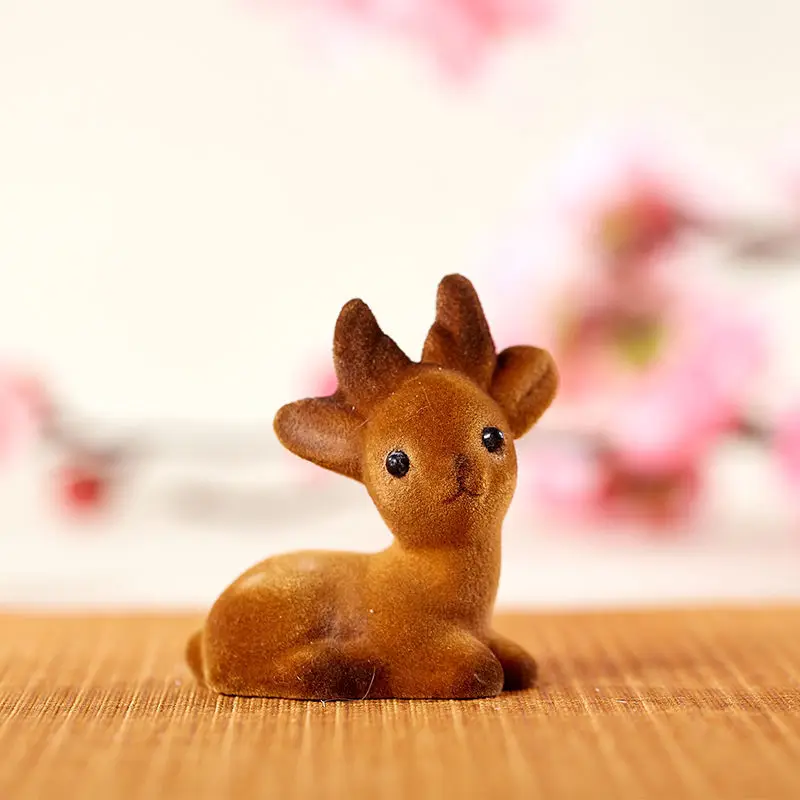 Cute Little Girl Heart Deer Children's Toys Micro Landscape Office Desktop Decoration Creative Home Decoration