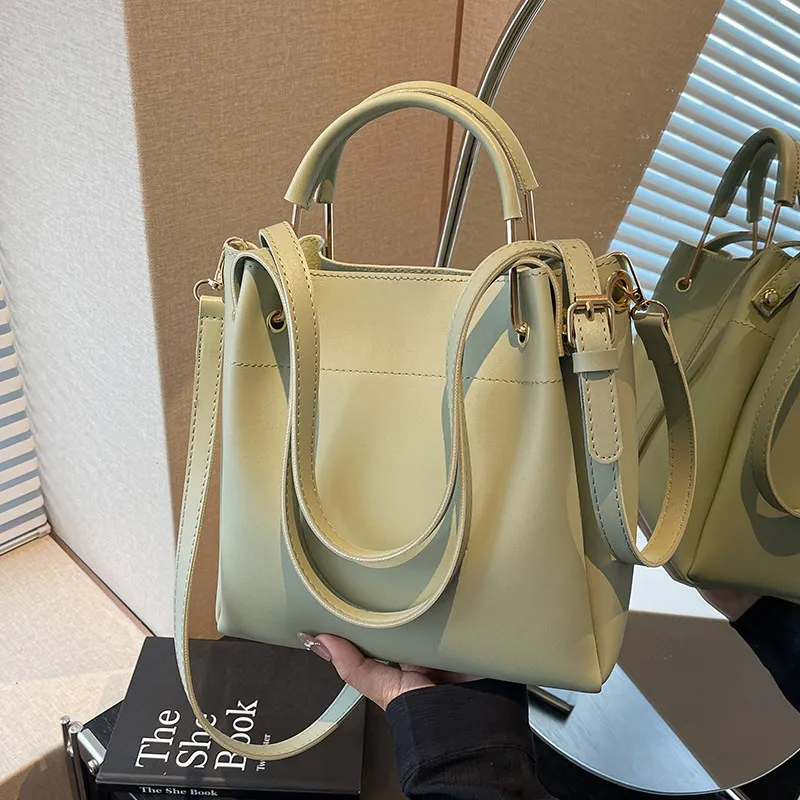 2026 Spring Autumn Popular Women Small Bag Minimalist Niche Design Handbag Crossbody Shoulder Bag