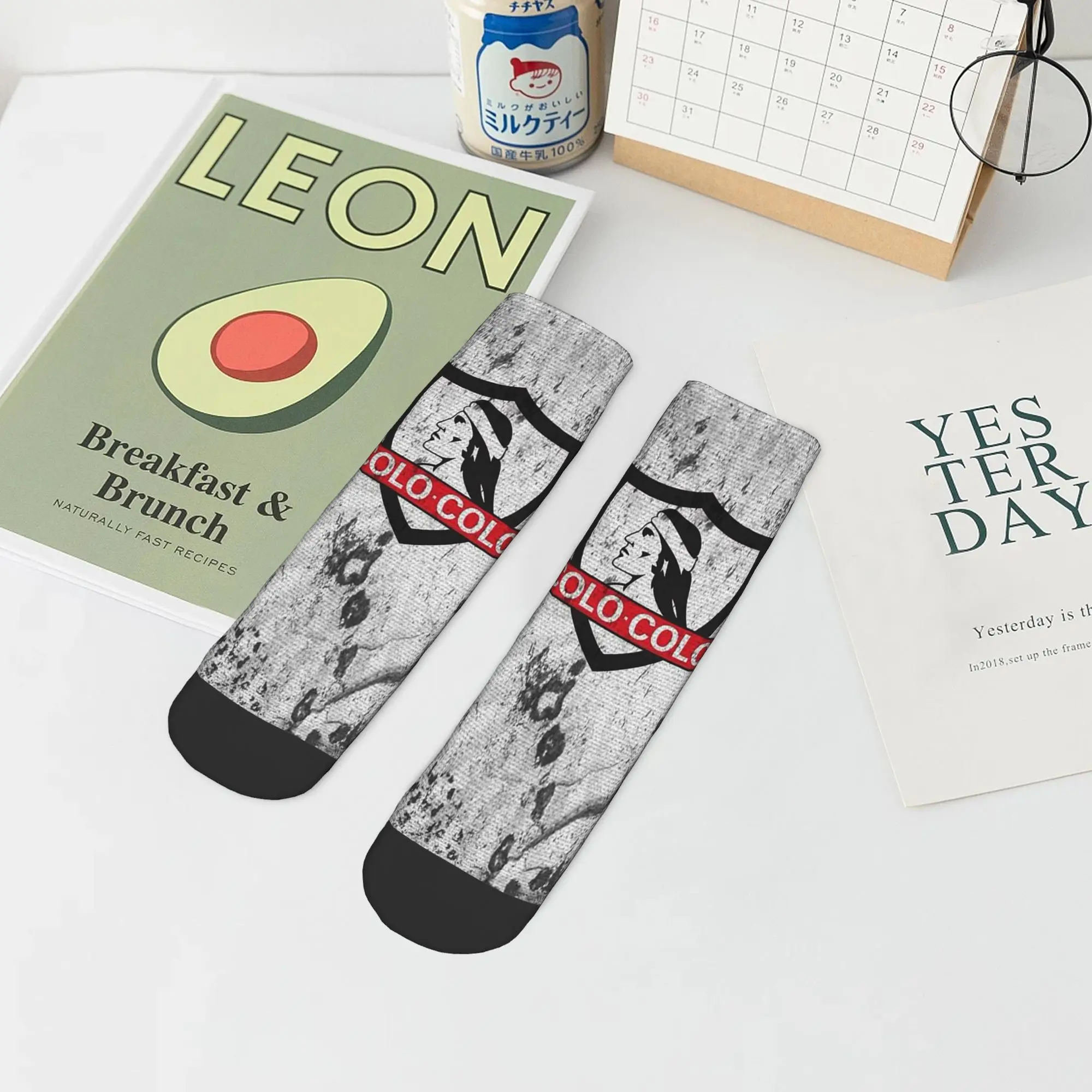 

Золотые носки Colo-Colo Campeon DE Chile, супермягкие носки в стиле Харадзюку, всесезонные носки, аксессуары для мужчин и женщин, рождественские подарки