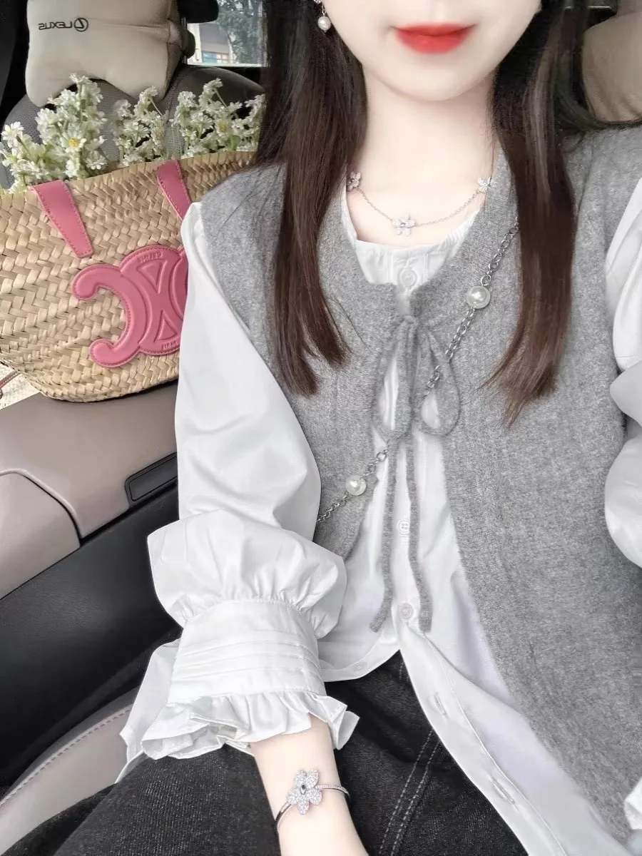 

Вязаный жилет с поясом для женщин, весенне-осенняя верхняя одежда, маленький размер, топ для ранней осени, корейский стиль, свободный крой, круглый вырез, без рукавов.