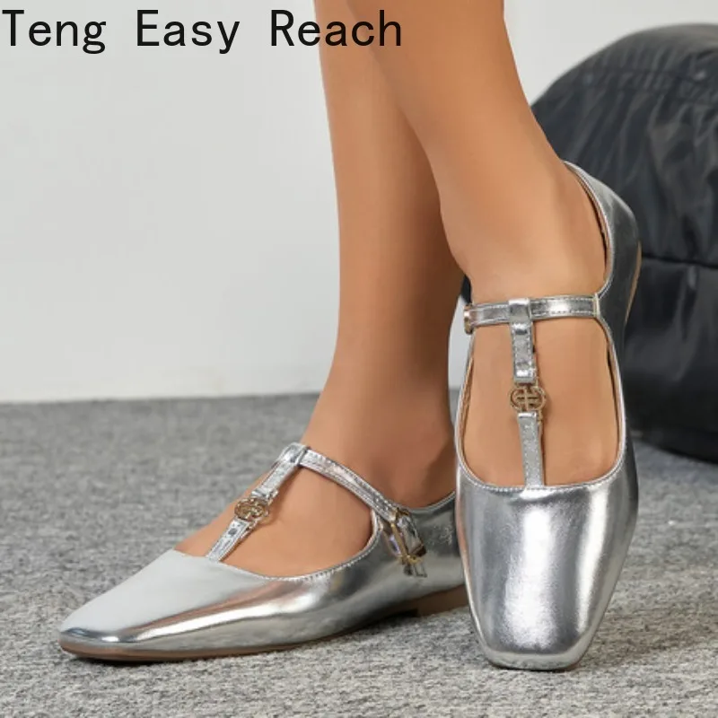 

Весенне-осенняя женская обувь на плоской подошве, модные женские удобные балетки с мелкой пряжкой и квадратным носком, серебристо-черные