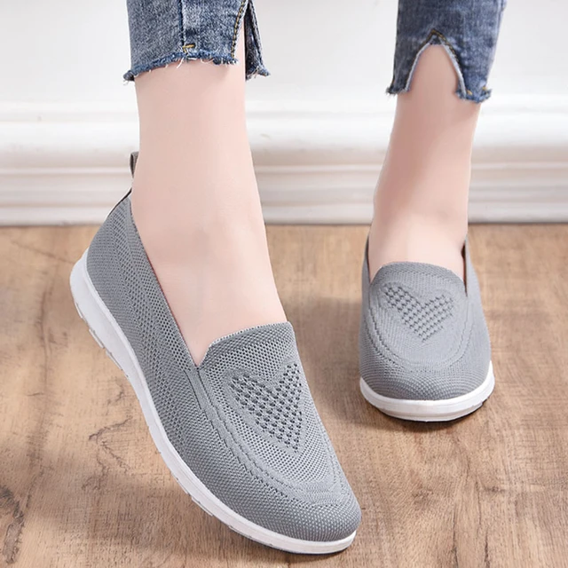 Ladies slip on fashion flat shoes