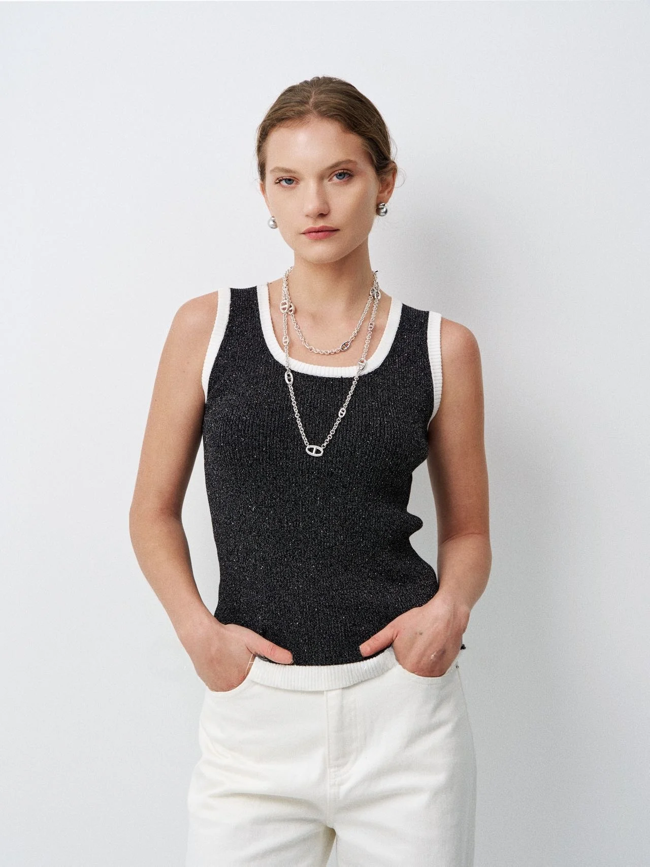 

Женский эластичный топ Ele U-Ne Slim Fit 'Mingui Diffuse' с золотой нитью, весна-лето, простой дизайн, цветные блоки