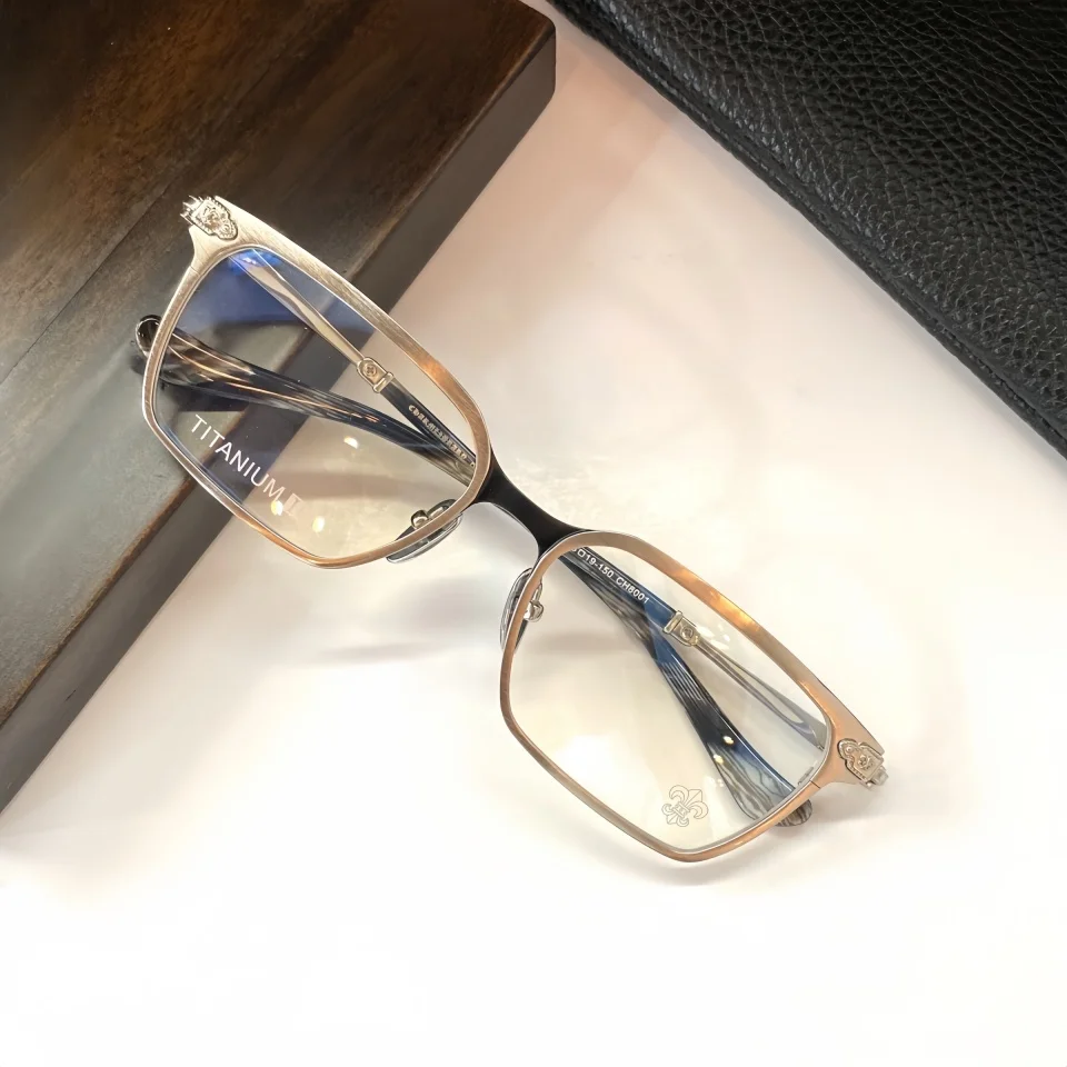 

Men's Square Titanium Alloy High-Quality Customized Eyeglass Frame Women's Luxury Computer Prescription Optical Myopia Glasses