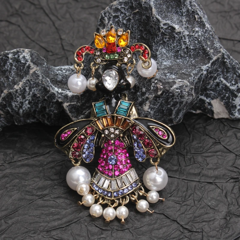 Exquisite Chinese Opera Figure Brooch, Colorful Crystal & Pearl Ornament
