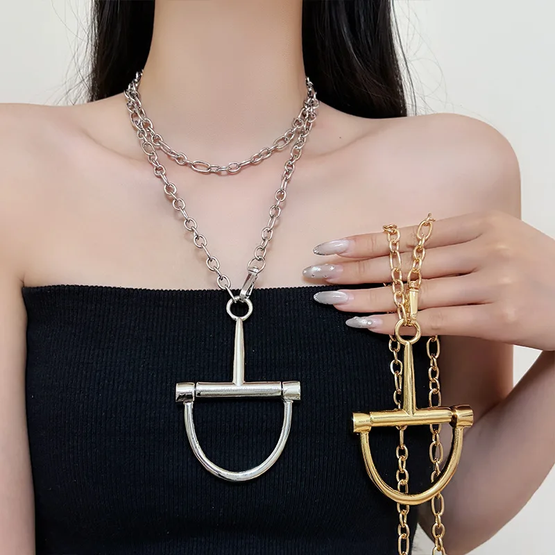 Luxury Geometric Lock Shaped Metal Pendant Necklace Trendy Catwalk Style Long Collar Sweater Chain Women Party Jewelry