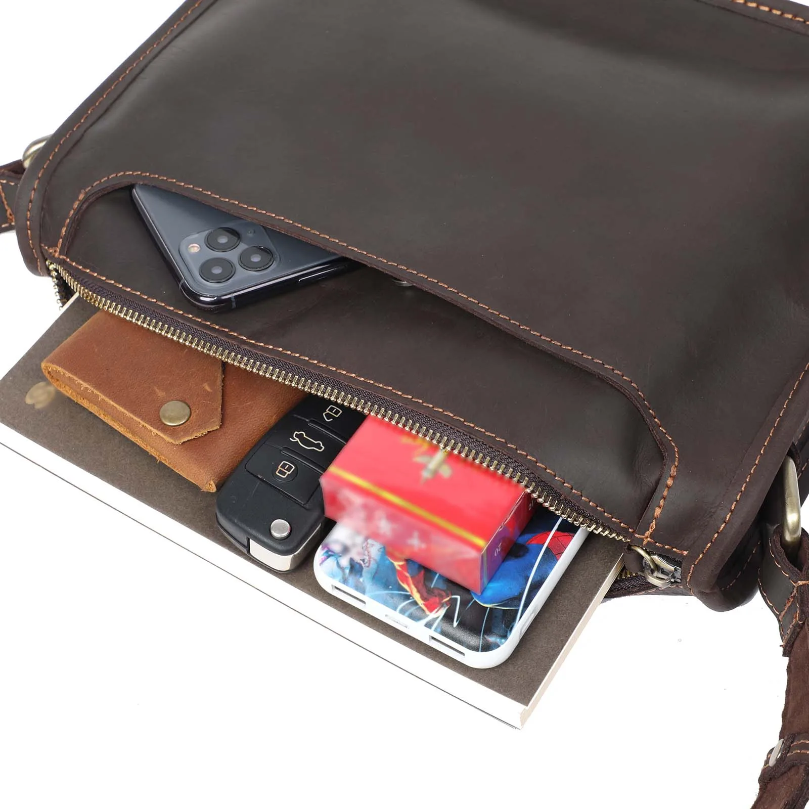 S.WORKER Vintage Echtleder Herren 11" Messenger Bag Umhängetasche Crazy Horse Rindsleder Schultertasche Top-Layer Mode – Detail 15