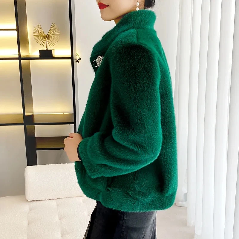 High-end Women Fur Coat Faux Mink Velvet Overcoat 2023 New Female Thickened Fur Integrated Warm Coats Femme Short Top Winter