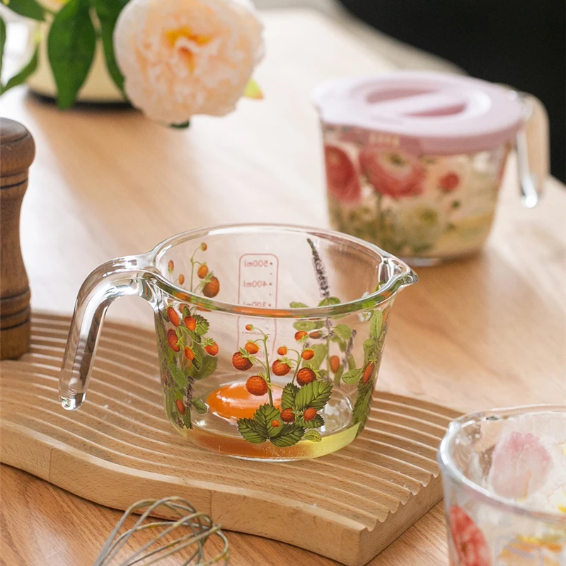 Retro Flower Measuring Cup with Lid Glass Milk Juice Cup with Scale Measuring Jars Household Kitchen Gadgets Baking Cooking Tool