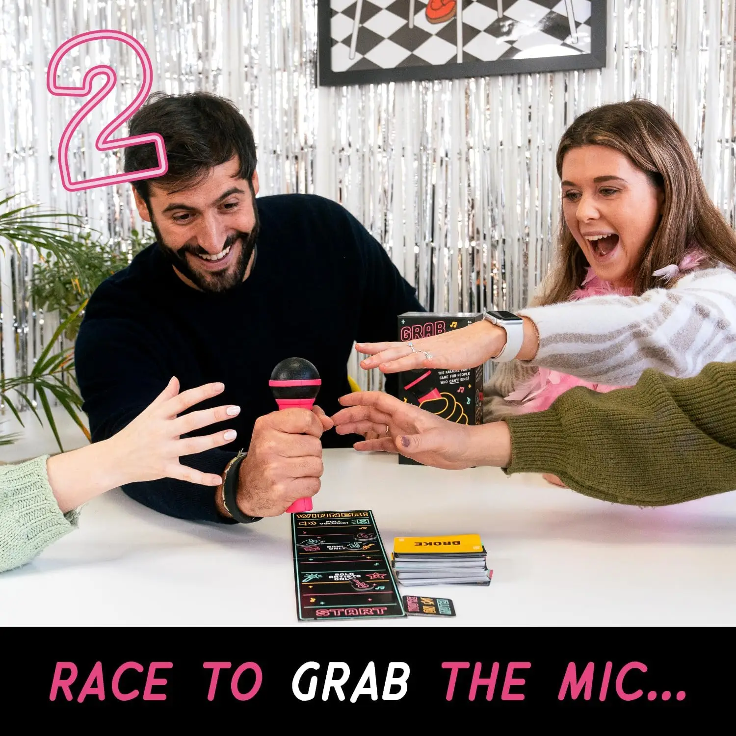 Lucky Egg Ufficiale Grab The Mic Famiglia Karaoke Gioco da tavolo 2-10 giocatori Gioco per giochi esilaranti Noite Festa di compleanno Regalo per bambini