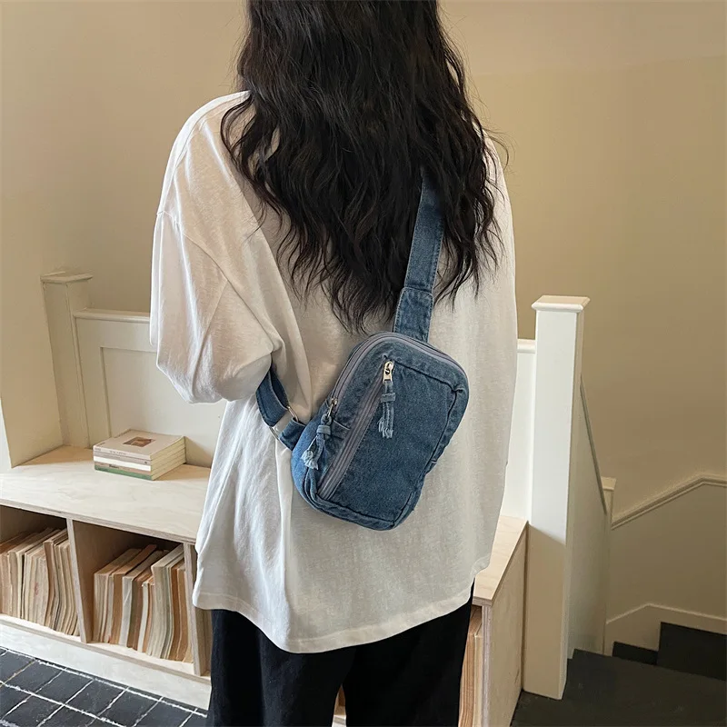 

2026 New Korean Version Ins Denim Chest Bag for Women Ladies Mobile Phone Crossbody Bag Fashion Small Multi-layer Backpack