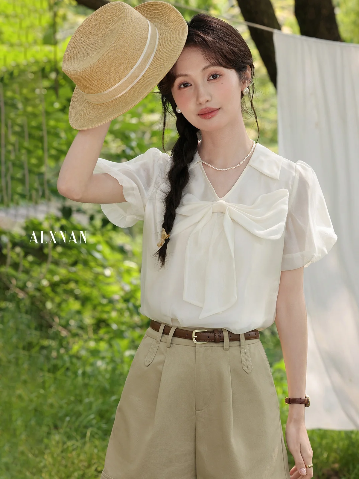 

Новая летняя женская свободная повседневная блузка с V-образным вырезом и коротким рукавом, с красивым принтом South Deer, цвет белый абрикосовый