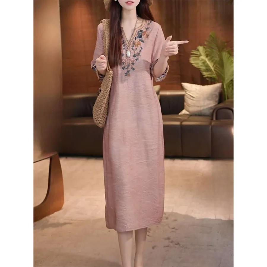 

【New style】Retro art linen embroidery V-neck dress for women's summer new large size loose slimming and temperament long dress