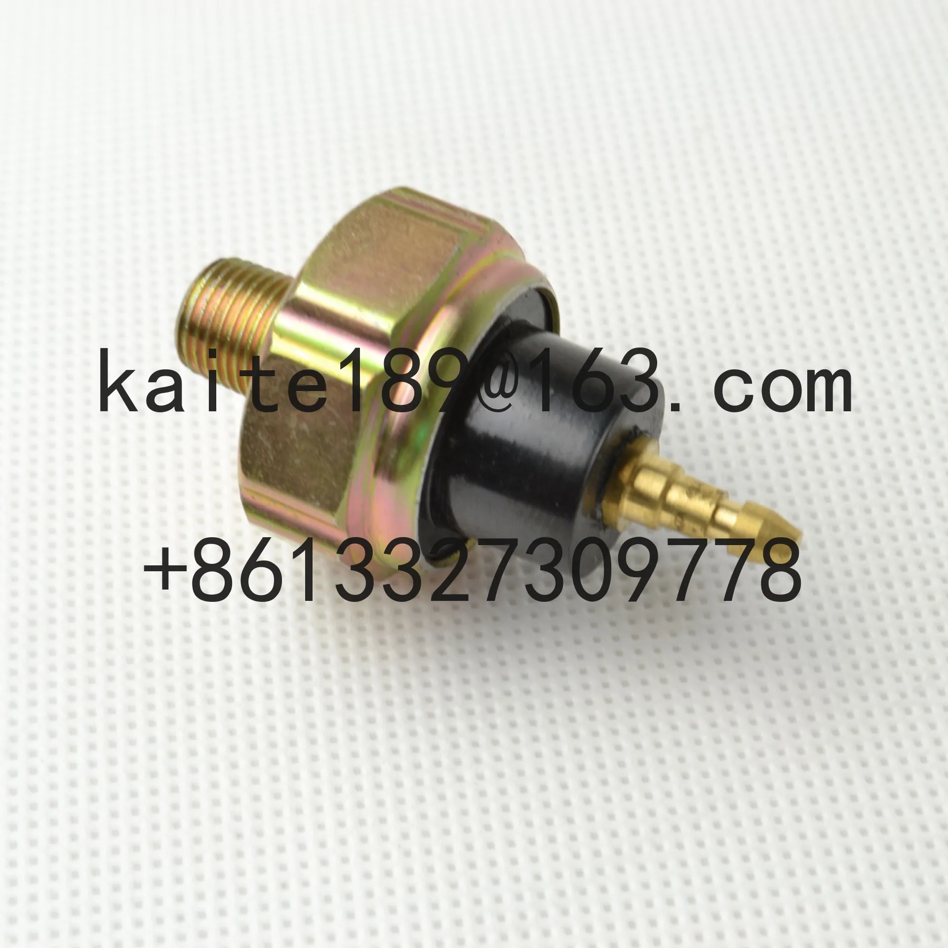 Fabricantes de piezas de carretilla elevadora de pelo liso, gran cantidad y buen precio, enchufe sensor de presión de aceite modelos YM114250-39450