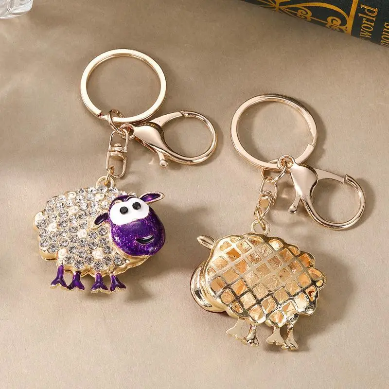 Niedlicher Strass-Schaf-Schlüsselanhänger, glänzender Kristall-Taschenanhänger, lieber Anhänger für Weihnachten, Neujahr, Geburtstagsgeschenke – Detail 2
