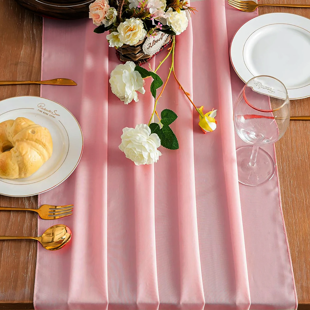 

Boho Chiffon Table Runners Pink Setting Gauze Sheer for Wedding Christmas Dining Birthday Party Valentine's Day Table Decoration