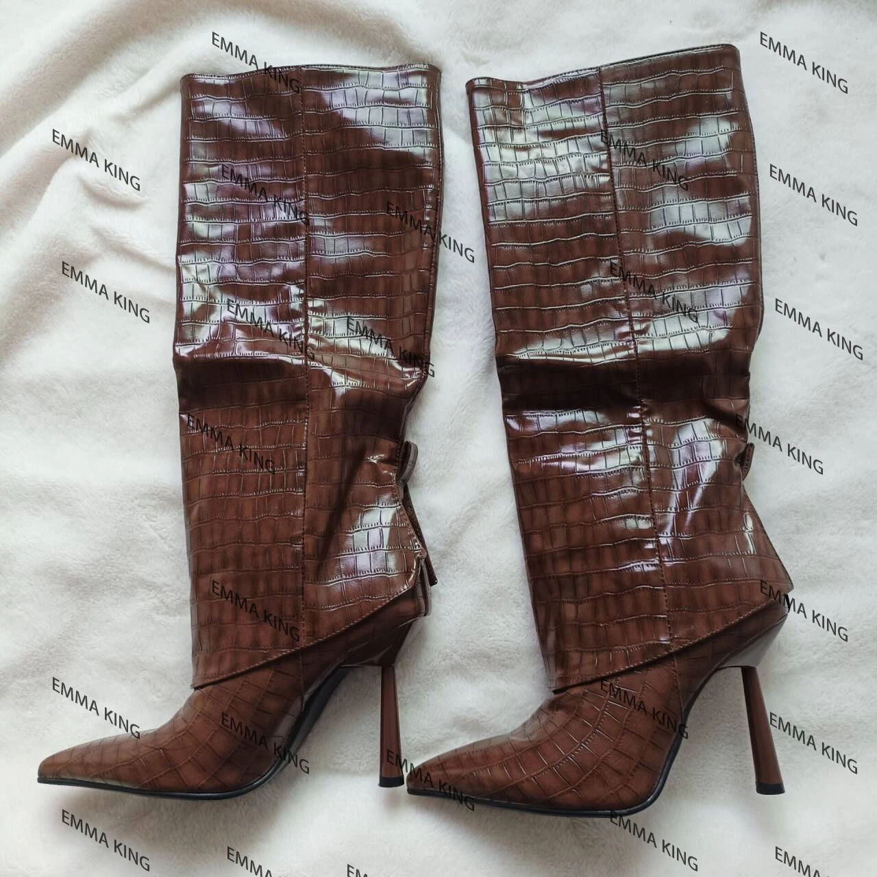 New Fall/Winter 2025 large round pointed thin heel skirt boots Long stone knight boots women's knee-high boots 43