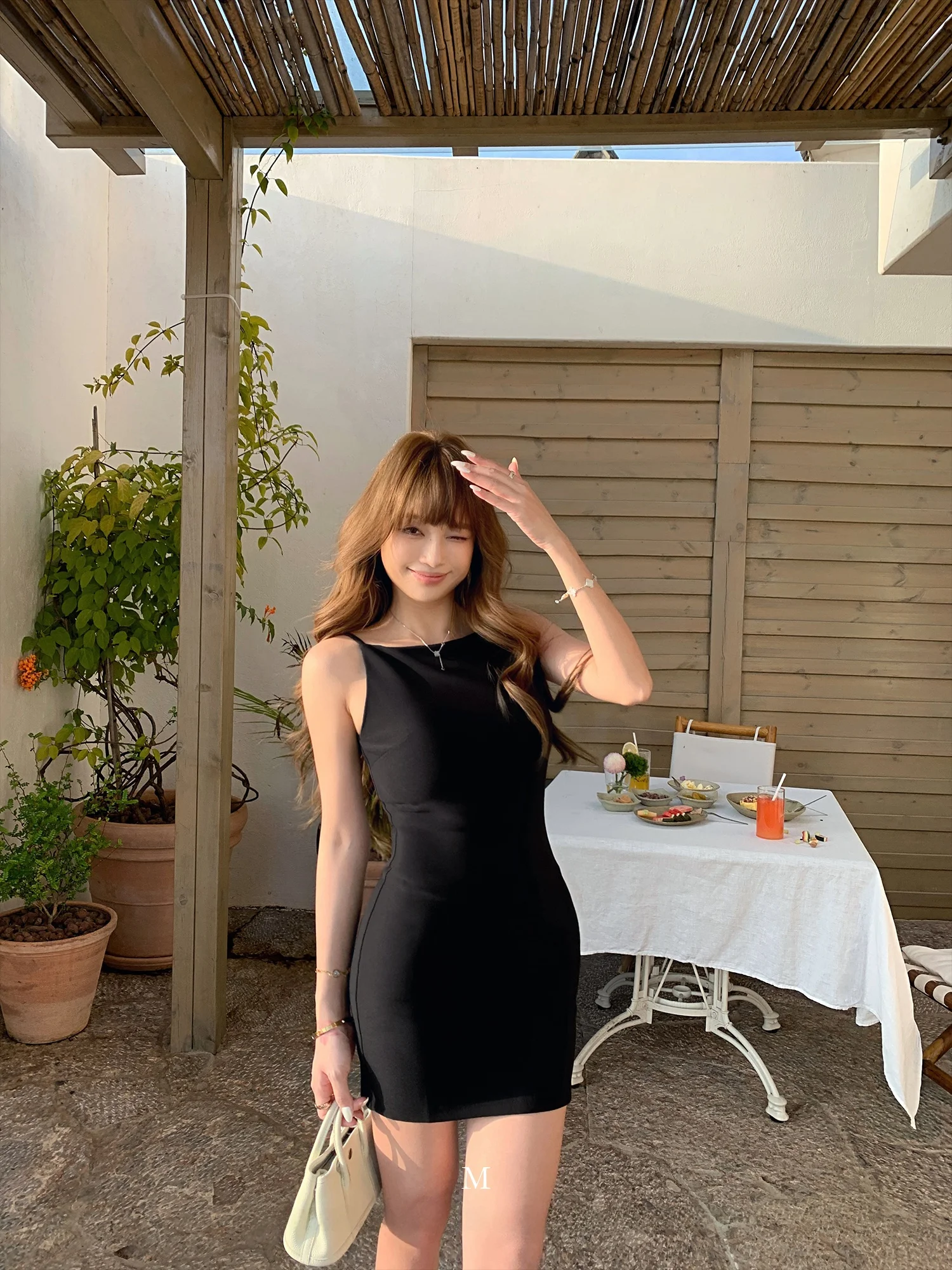 

Элегантное облегающее платье-футляр Chen Mi Fan Curve Outlining с завышенной талией, без рукавов, короткое, черное, повседневный стиль