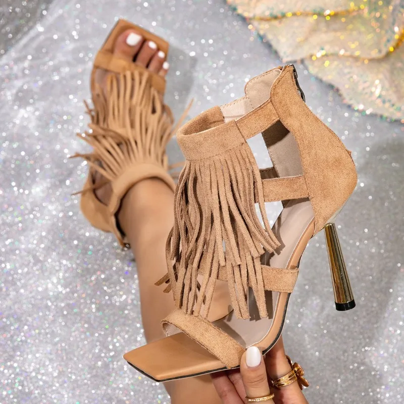 الجدة شرابة تصميم الكعب الصنادل المرأة مثير المفتوحة تو عودة زيبر أنيقة مصمم عالية الكعب السيدات أزياء حزب اللباس حذاء