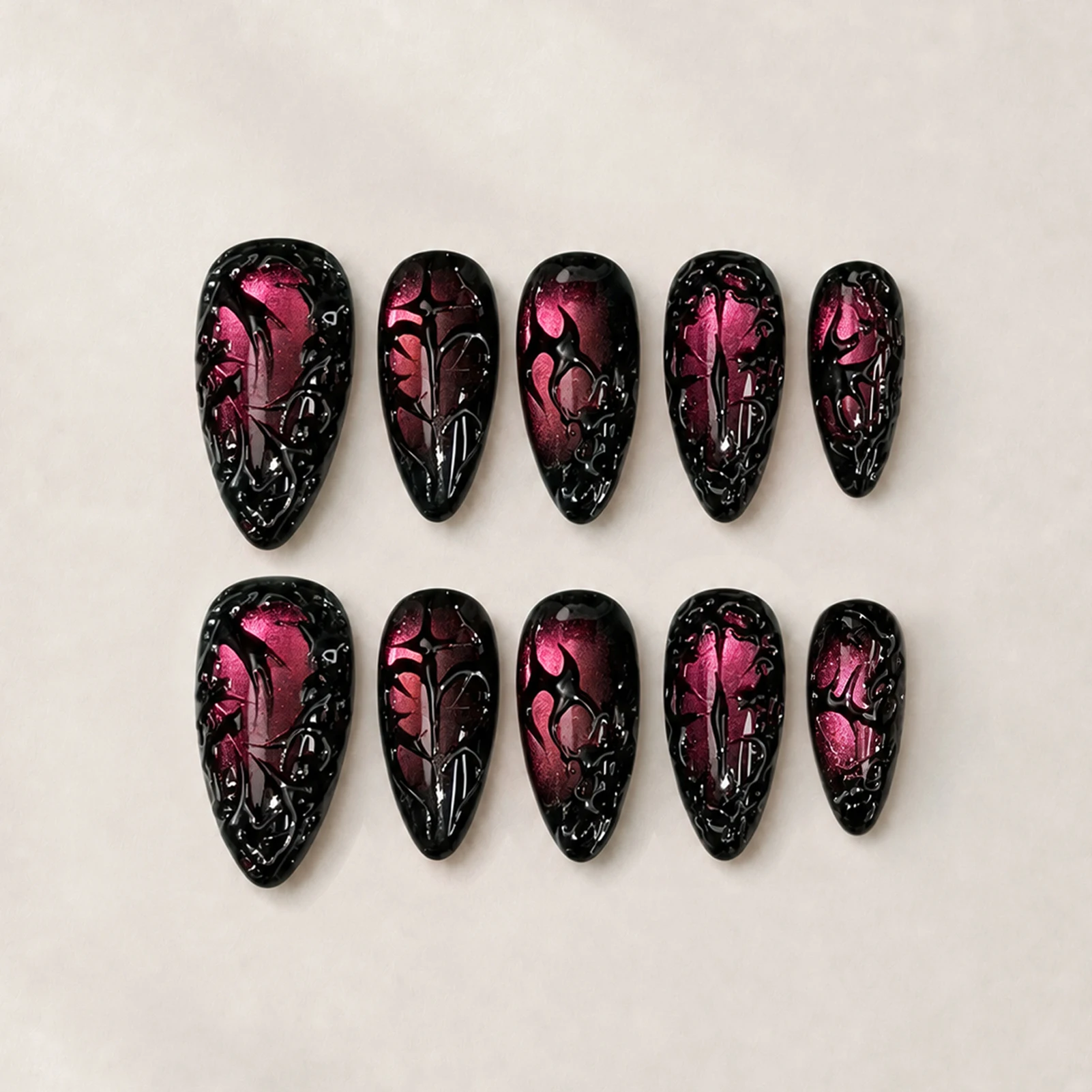 30pcs Press on Nails Almond Cat-Eye 3D Embossed Dead Tree Gothic Dark Style Fake Nails for Halloween Party Women Girls Wearing