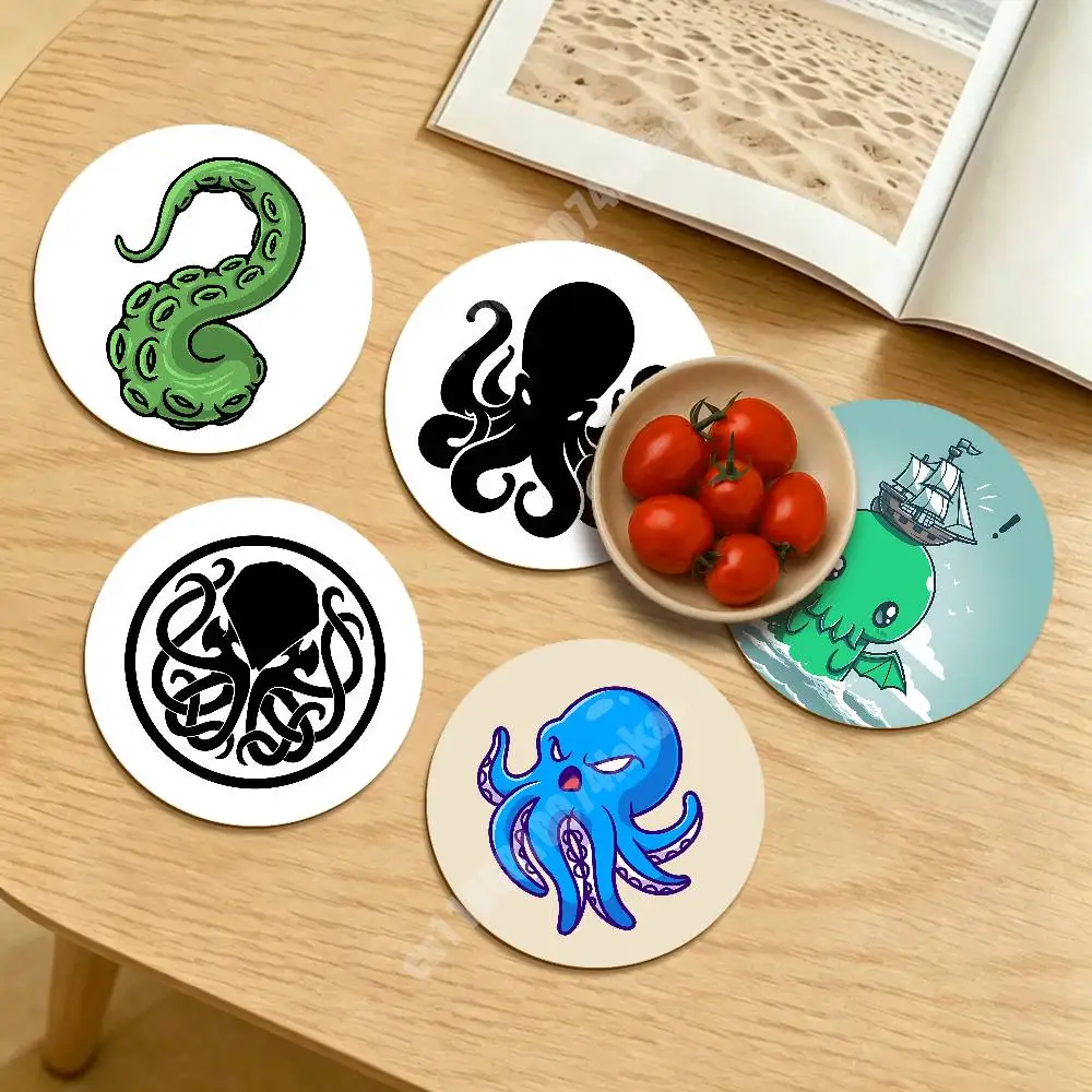 

Cthulhu Octopus Mystery Fantasy Round Coaster for Drink Cup Modern Workspace Decor Minimalist Table Setup