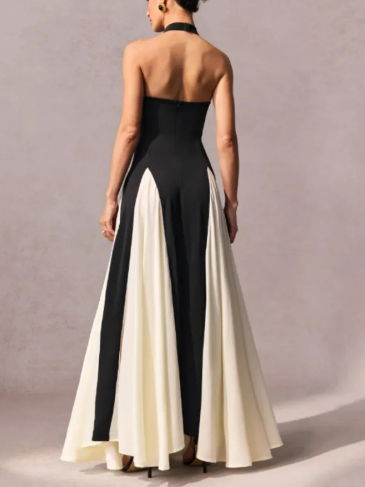 فستان ماكسي Onecozyday 2026 جديد أسود وأبيض بألوان متباينة ورقبة رسن للنساء بدون أكمام بقصة ضيقة على شكل حرف a مطوي للحفلات #2