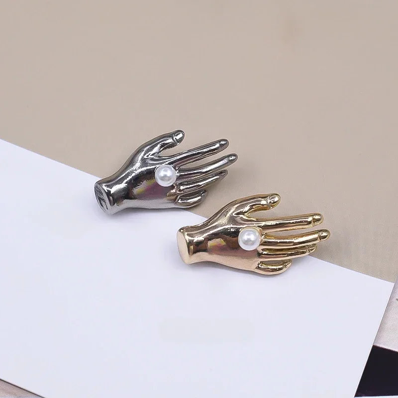 5pcs Creative Hand-shaped Buttons Gold/Silver Color Metal Hand Shank Buttons Clothes Decorative Buttons