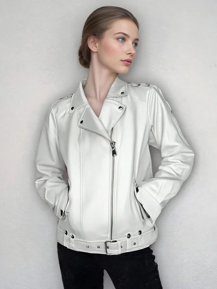 سترة جلدية بنمط جديد للخريف بدلة دراجة نارية عصرية ذات طية صدر السترة سترة قصيرة من جلد البولي يوريثان سترة جلدية مغسولة سترة جلدية نسائية