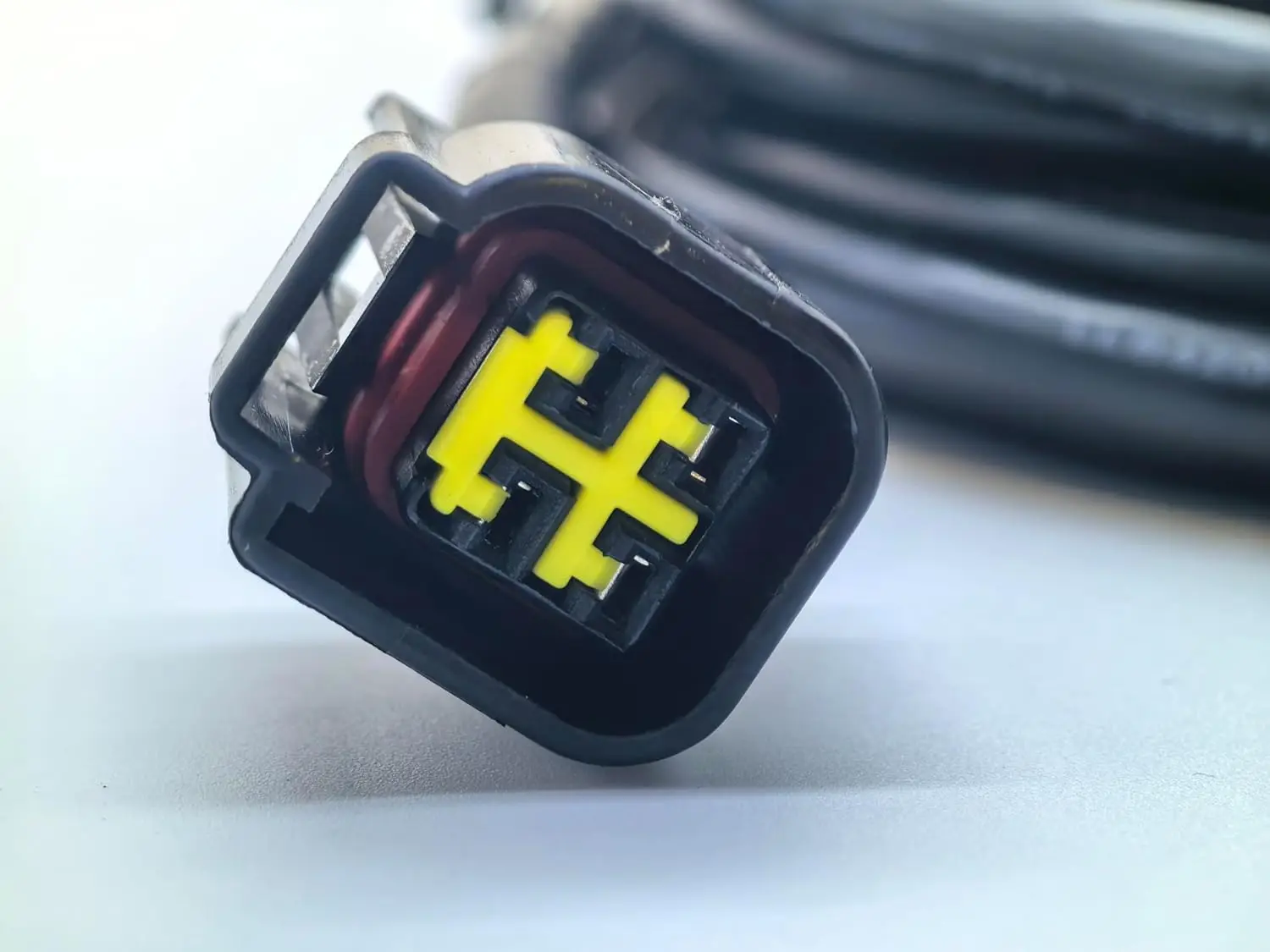 

NMEA 2000 Starter Kit for Yamaha Outboard Motors (2006+ Models), N2K Engine Interface Cable with T Connector for Direct Engine D