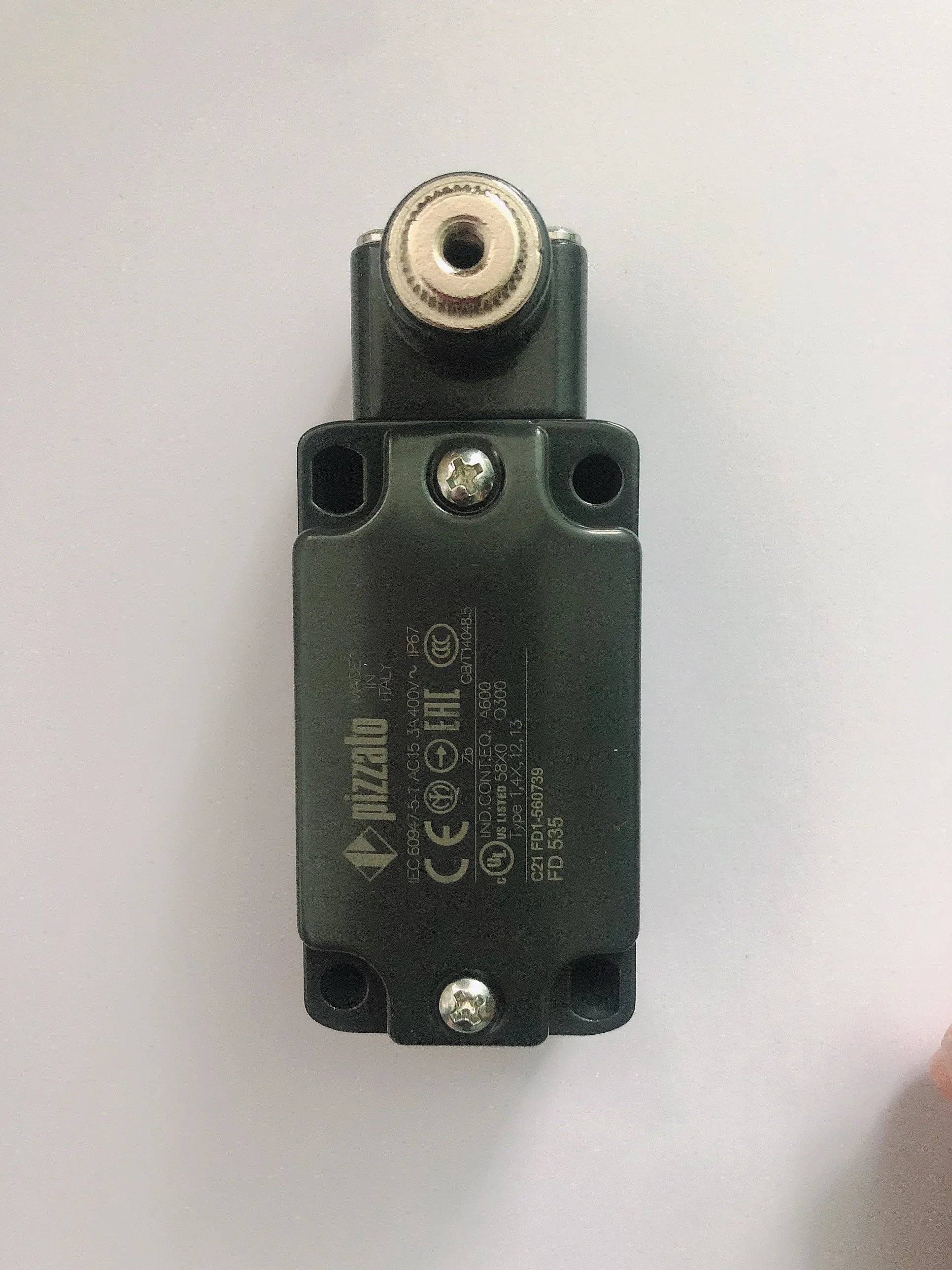 New original Pizzato  FD535 limit Sensor