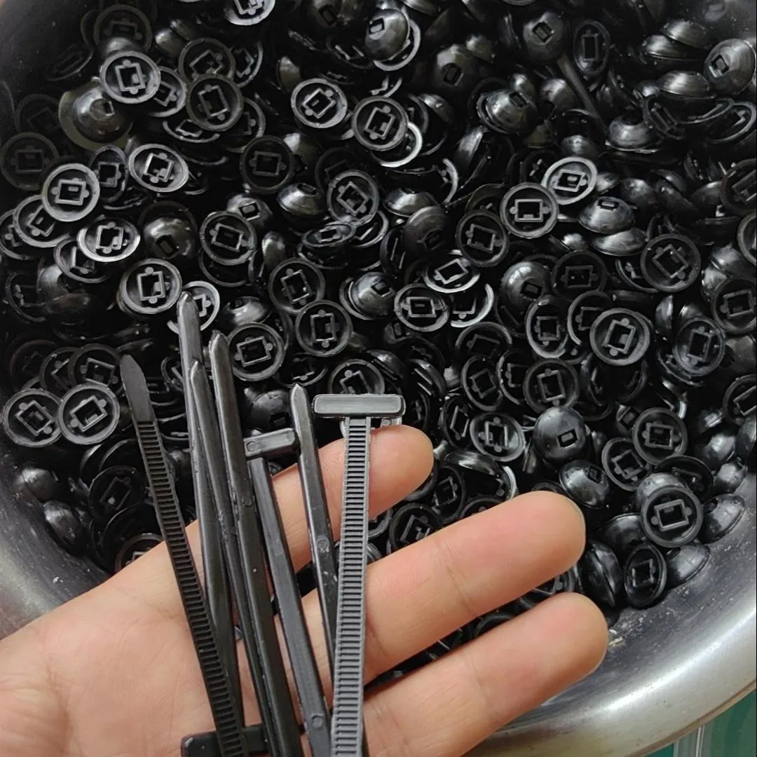 

Universal Nylon Cable Tie Buckle Auto Fastener Screw Replacement Clip Car Fender Trunk Engine Guard Panel Wire Management Secure