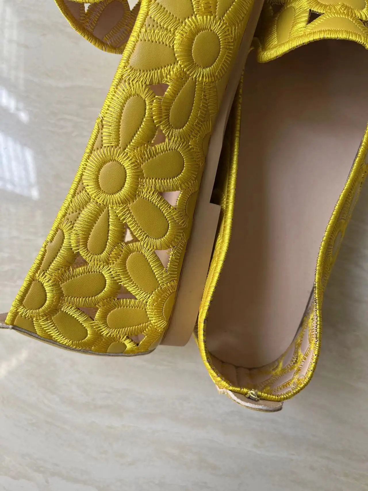Size 35-42 Square Toe Summer Shoes for Women Embroidery Designer Shoes Soft Slipon Loafers Moccasin Leisure Women's Ballet Flats