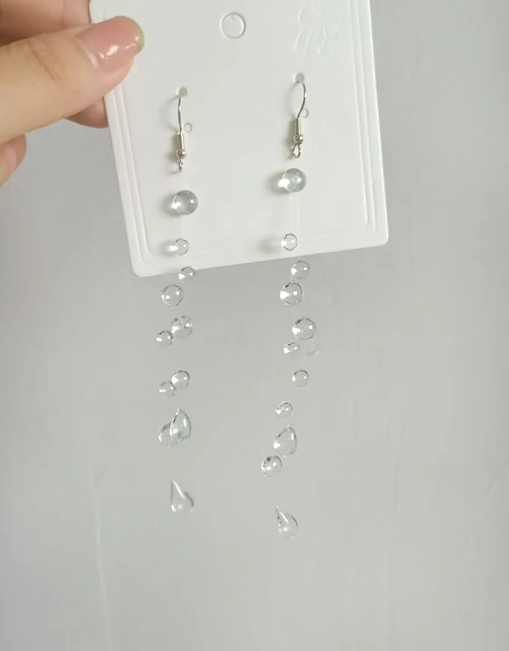 شفافة قطرات الندى بالتنقيط الغراء شرابة الأقراط غير المتكافئة شيك شخصية مجوهرات الأزياء للنساء عطلة يومية ارتداء #5