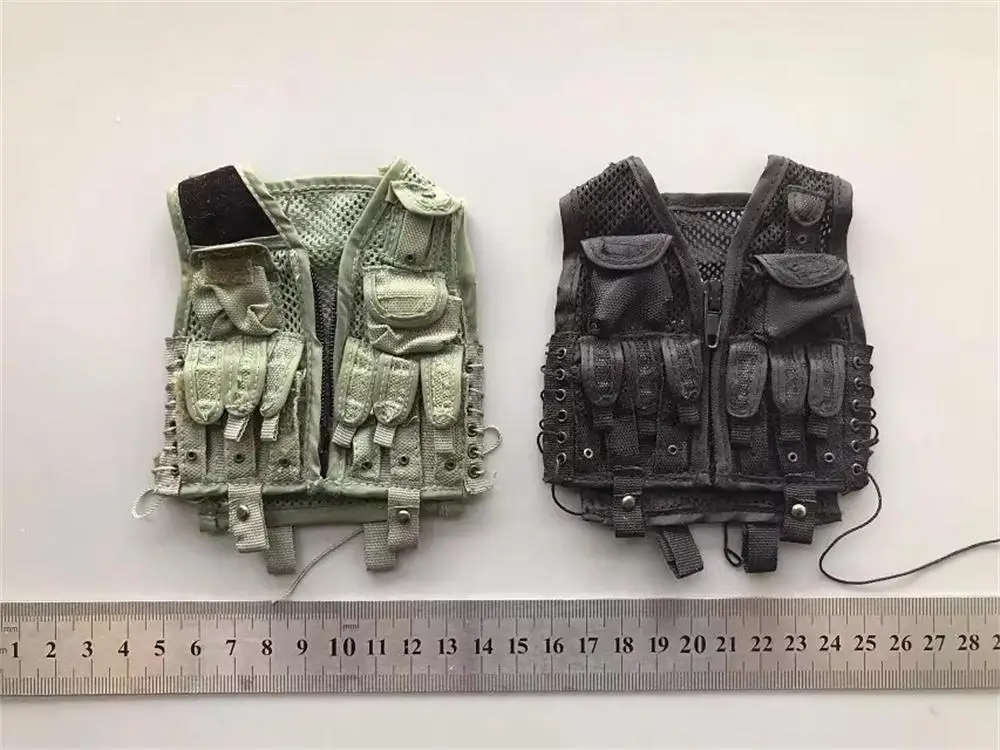 

Лидер продаж, простая и легкая Боевая Штурмовая винтовка 1/6 ES06025 SOF, серия 20S, боевой песок, черная нагрудная подвесная Модель жилета для 12-дюй...