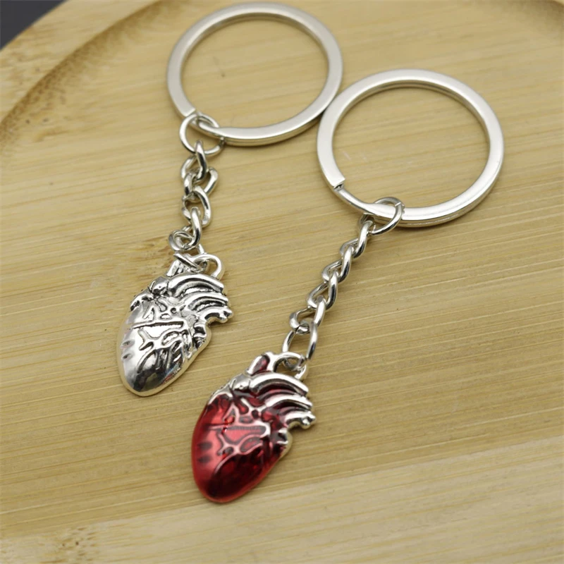 Anatomical red heart keychain gothic y2k grunge jewelry dainty silver color tonebloody red human heart pendant personalized gift