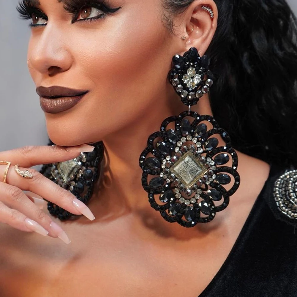 2023 Design Exaggerated Black Crystal Earrings Wedding Accessories Statement Lady Jewelry Hollow Large Dangle Earrings Prom Gift