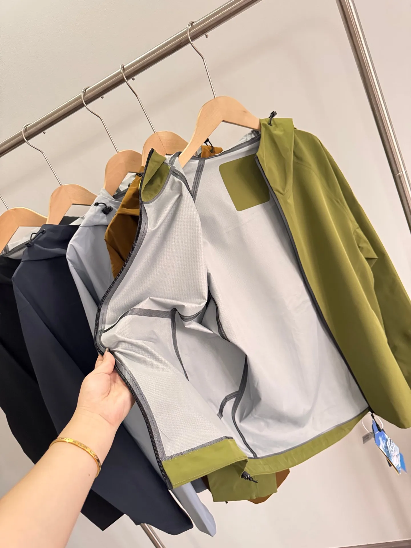 

Outdoor Men's Casual Hooded Jaet Hard ell Fully Sed Windproof Waterproof New Autumn Faion Polyester Fiber Long Sve