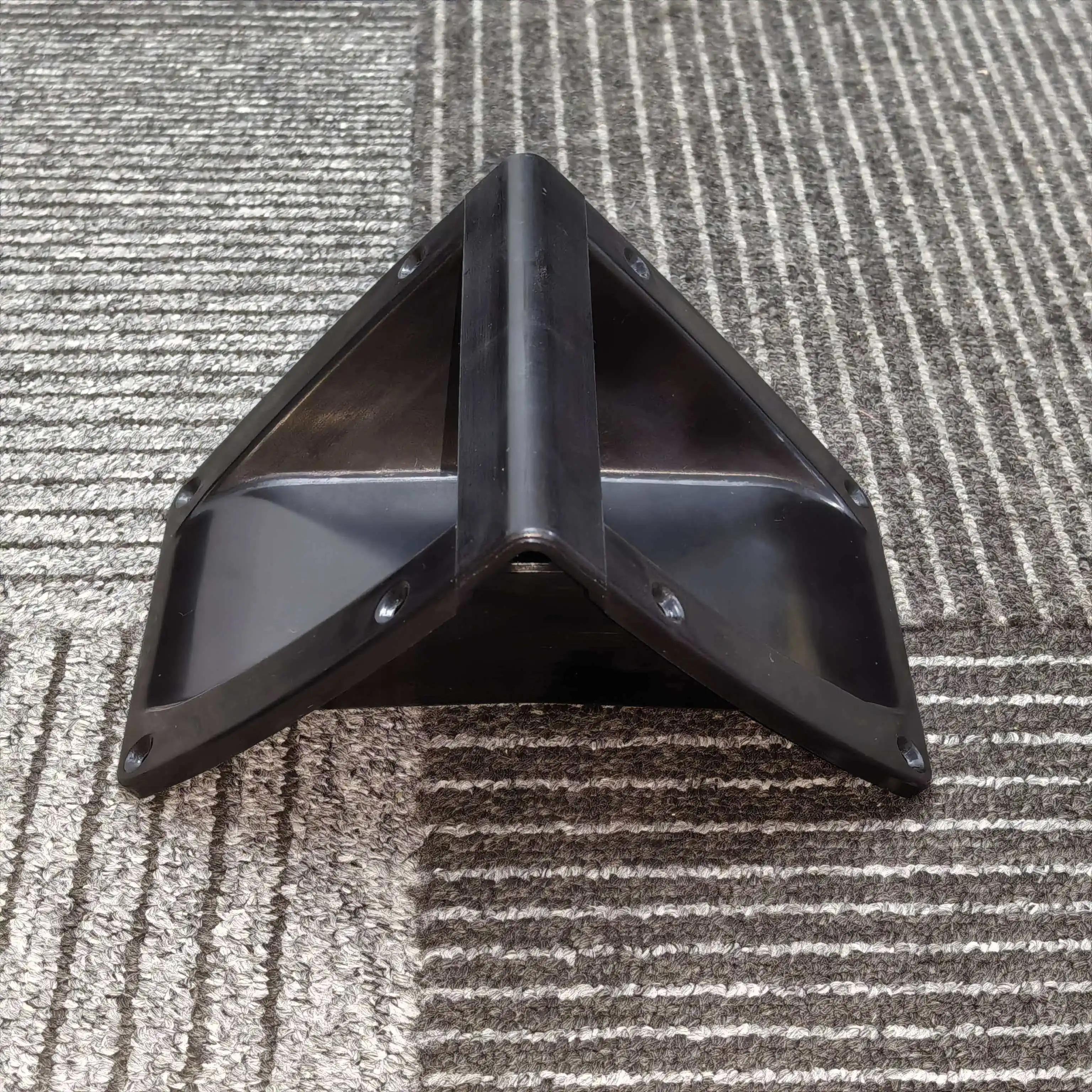 MW Audio Y10P 2 Stück Einbau-Lautsprechergehäusegriff, 162x141x82mm Robuster Ersatzgriff für professionelle Audiogeräte – Detail 6