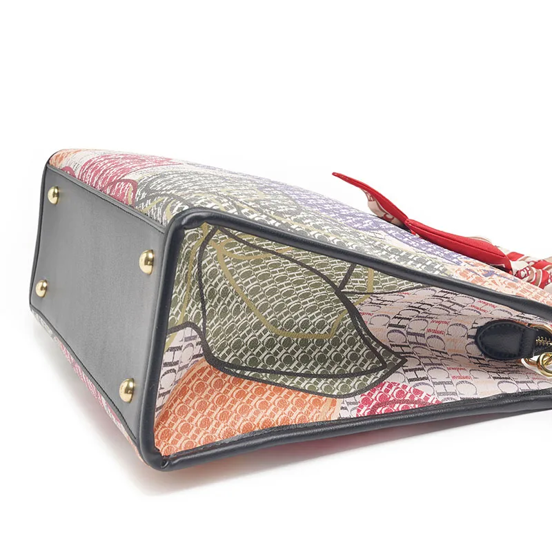 Brand Women's Bag Design Handbag Letter Buckle Large Capacity Elegant Slanted Body Fashionable Multifunctional Durable Packaging