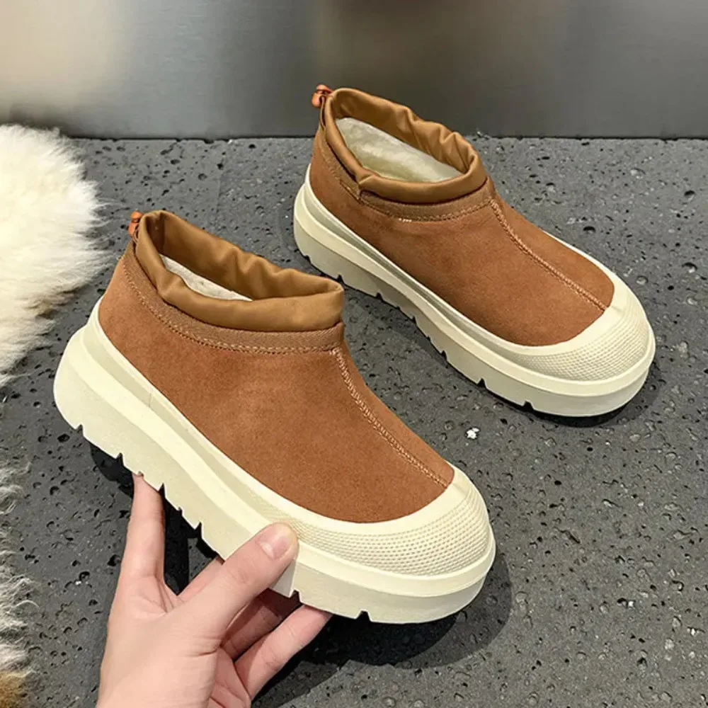 

2026 Snow boots for men and women couples thick-soled heightening leather low-top winter cotton shoes are cold-proof and warm