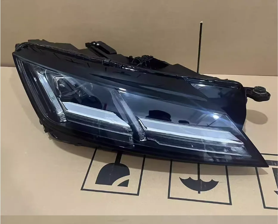 Factory Hot Selling 2017/2018/2019/2020 New for TT/TTS LED Headlight Assembly Original Factory Disassembled Car Front Light