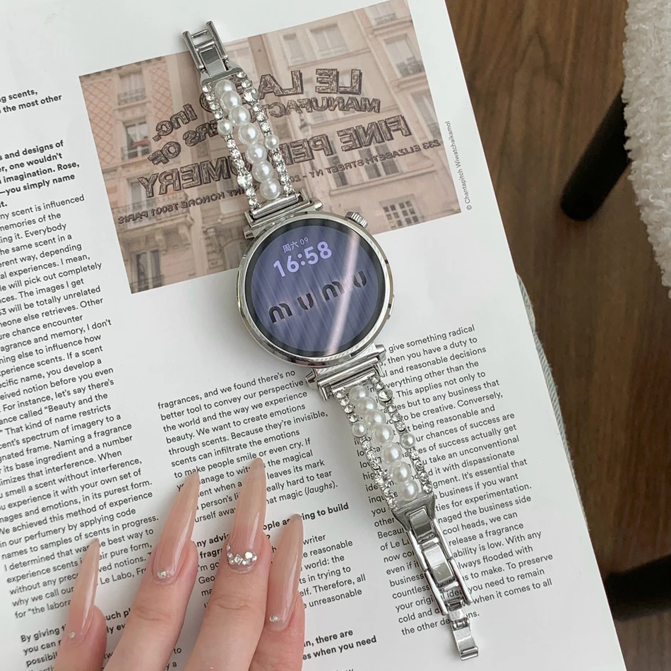 Cinturino per orologio da 18/20/22mm per Samsung Galaxy Watch 8 Ultra 2 7 6 5 4 Classic Huawei GT 5 4 3 Pro 41mm 46mm Cinturini in metallo con zirconi perlati